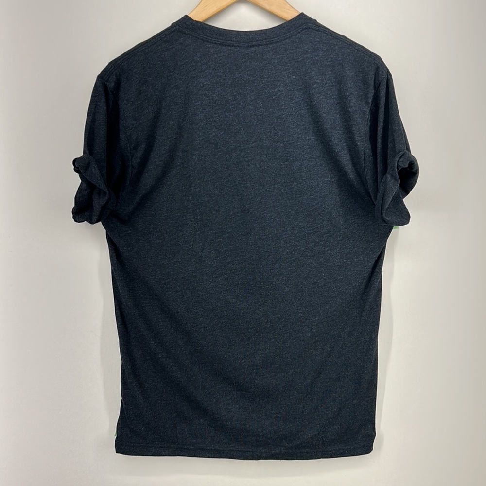 Athletic Black Tee Shirt / minimalist plants design / Crewneck - Picture 2 of 6
